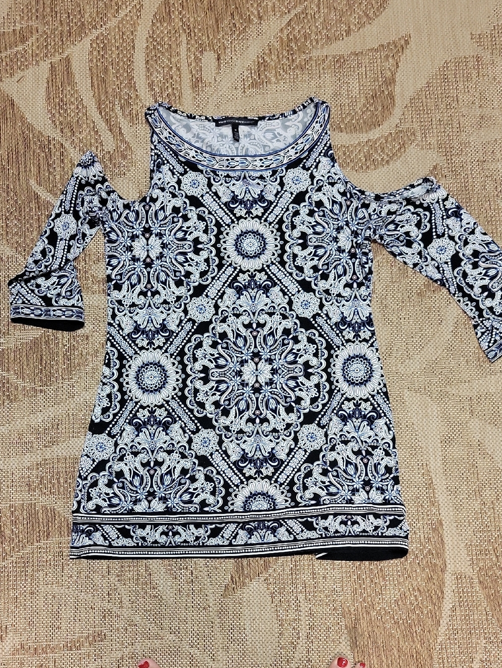 WHBM Black & White Medallion Cold-Shoulder Top
